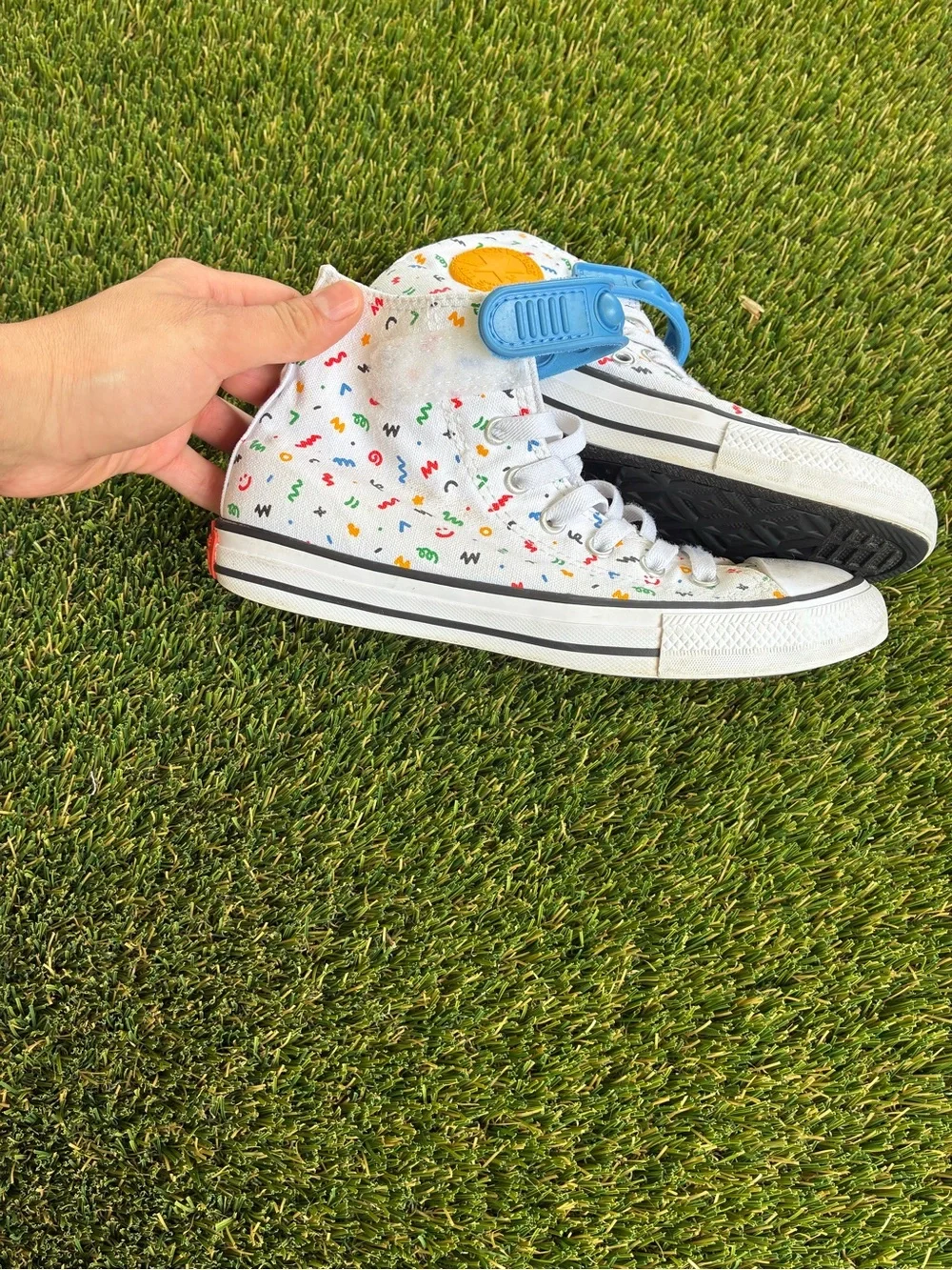 Converse Kids White High-Top Sneakers with Blue Strap and Multicolor Print